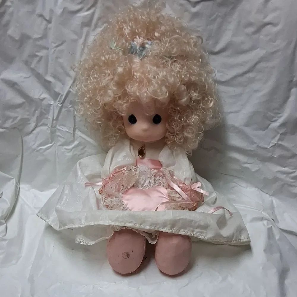 Emily 16" Precious Moment Sweetheart Doll 1992 By Samuel Butcher